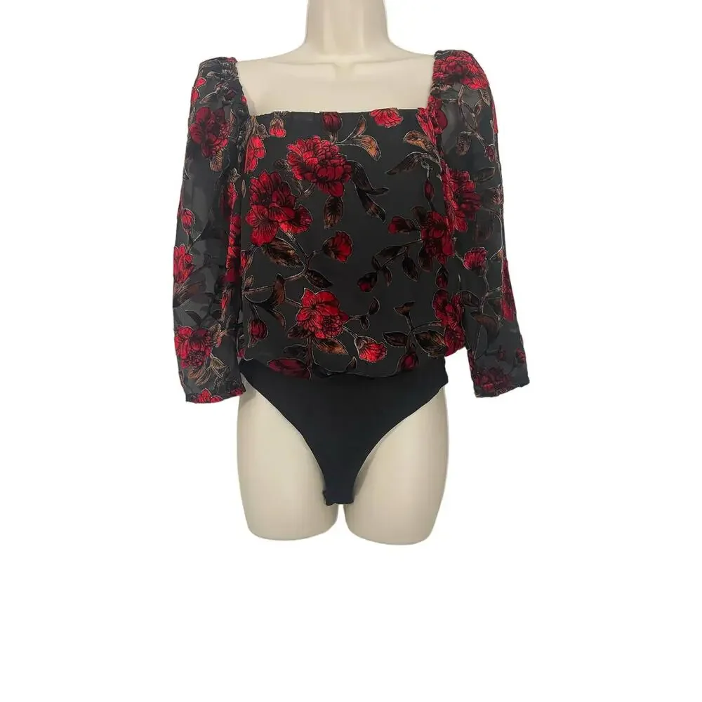 ASTR‎ The Label Demetria Floral Velvet Bodysuit Size XS